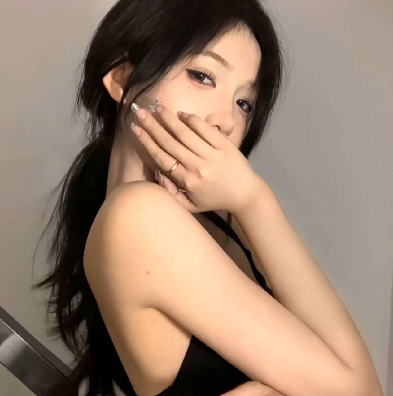 F F F F的头像